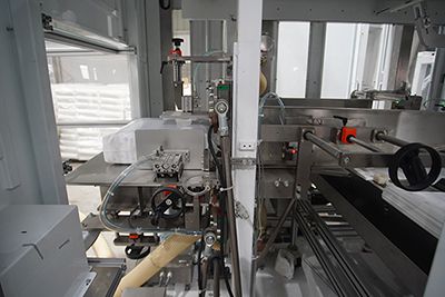 Mesin Pengemas Popok Bayi