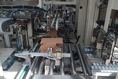 Pengemas kemasan Berbasis Servo